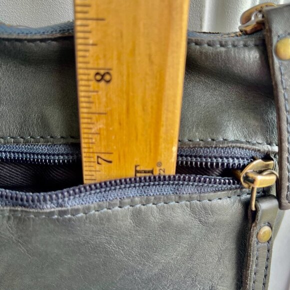 Cochoa Crossbody Handmade Top-grain Oil-dyed Cowhide Leather SOFT PATINATED BAG - Picture 10 of 15